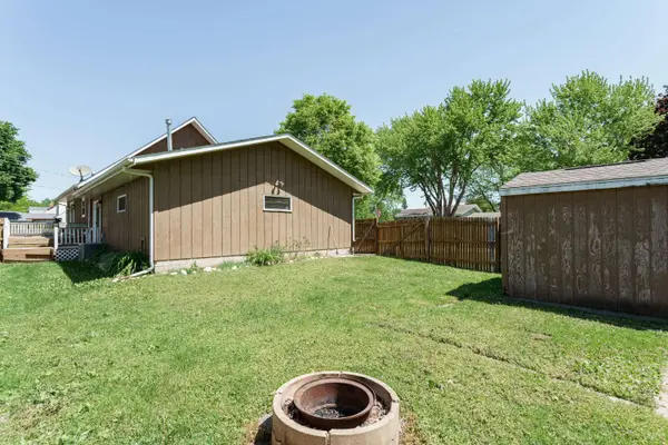 719 Joanna St, Horicon, WI 53032