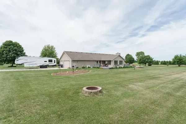 W5546 Sun Rd, Clyman, WI 53039