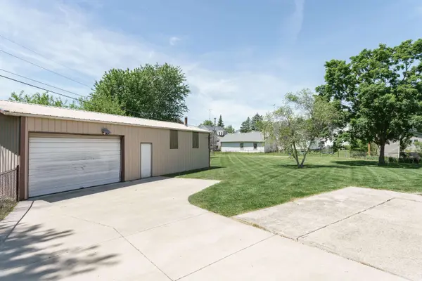 205 Marguerite Ct, Mayville, WI 53050