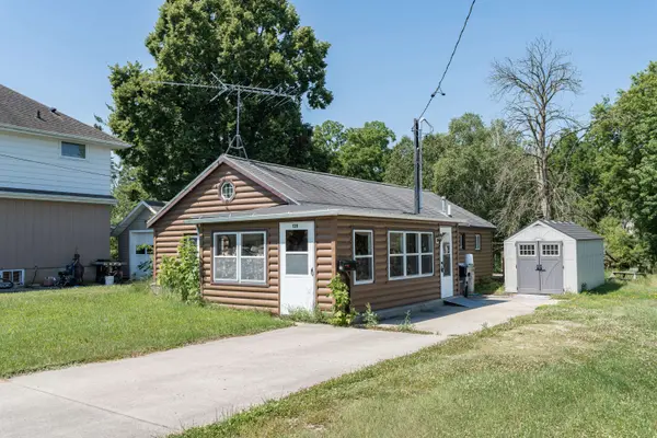 128 S Nebraska St, Horicon, WI 53032