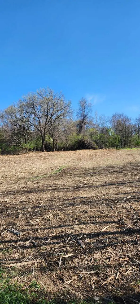 W2765 Apple Ln, Brooklyn, WI 54941