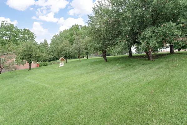 320 N Clark St, Mayville, WI 53050