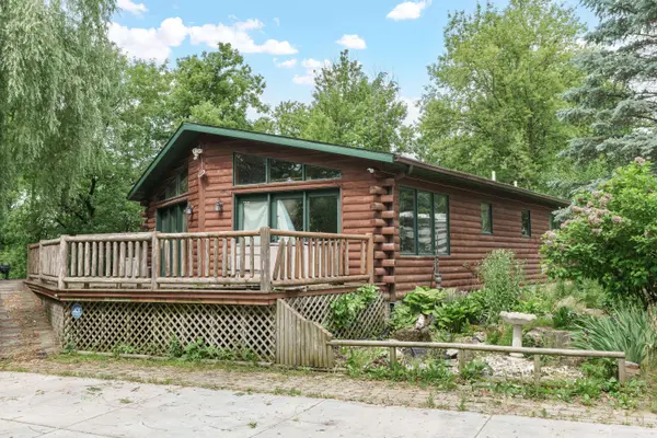 W1852 Iowa Rd