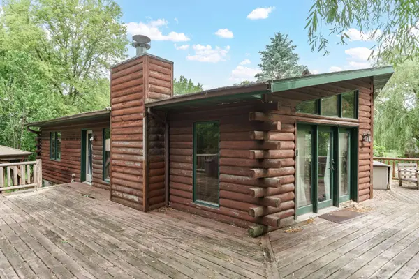 W1852 Iowa Rd, Herman, WI 53035