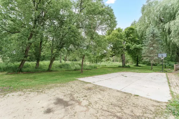 W1852 Iowa Rd, Herman, WI 53035