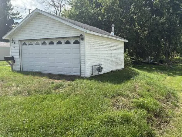 126 S Nebraska St, Horicon, WI 53032
