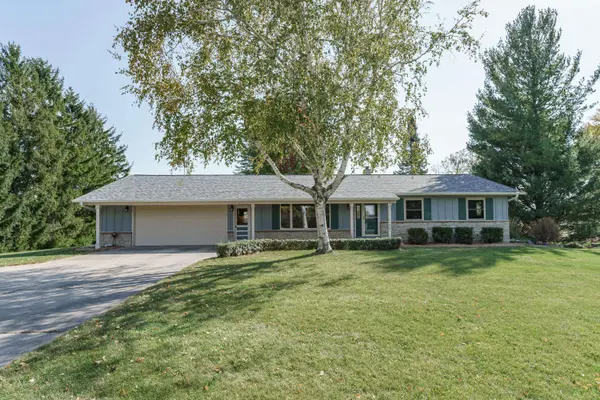 N8742 N German Rd, Kekoskee, WI 53050