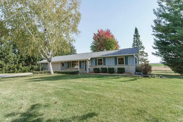 N8742 N German Rd, Kekoskee, WI 53050