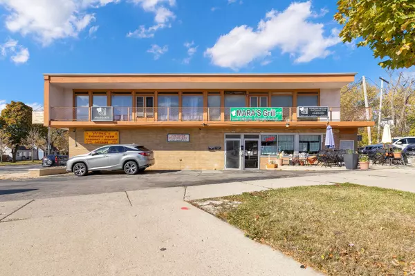 8408 W Lisbon Ave, Milwaukee, WI 53222