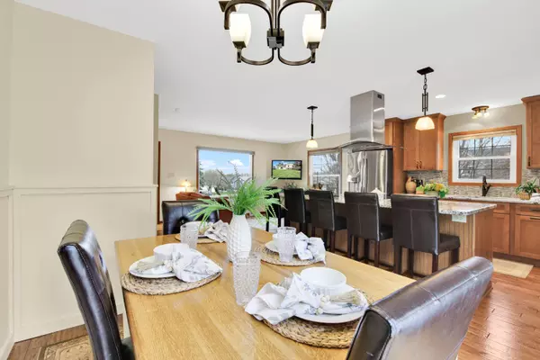 W236N7036 Summit Ct, Sussex, WI 53089