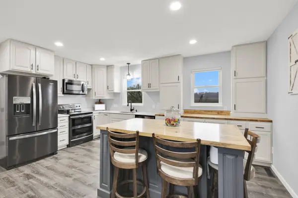 N166 Boltonville Rd, Scott, WI 53040