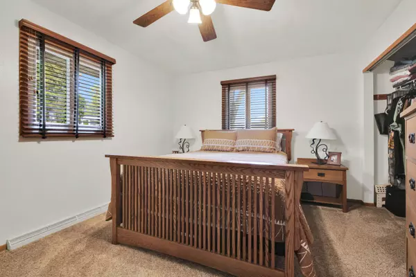 2010 Hemlock St, West Bend, WI 53090