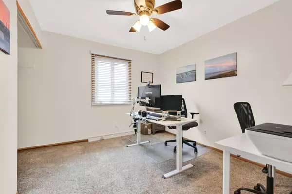 2010 Hemlock St, West Bend, WI 53090