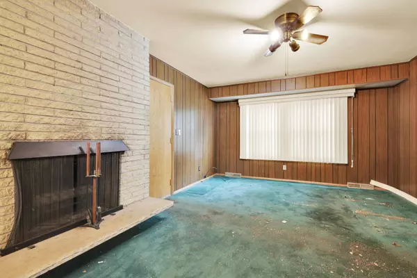 W223N4820 E View Dr, Lisbon, WI 53089