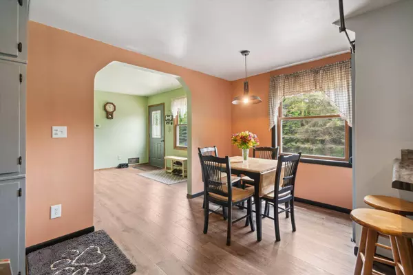 550 Howard Ave, Slinger, WI 53086