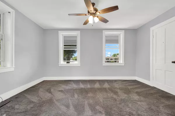 106 E Washington St Unit 106A, West Bend, WI 53095