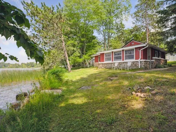 N11113 Newton Lake Rd, Stephenson, WI 54104