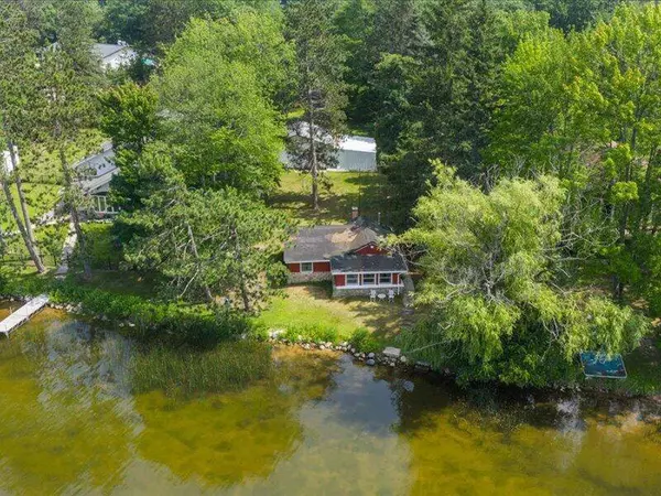 N11113 Newton Lake Rd, Stephenson, WI 54104