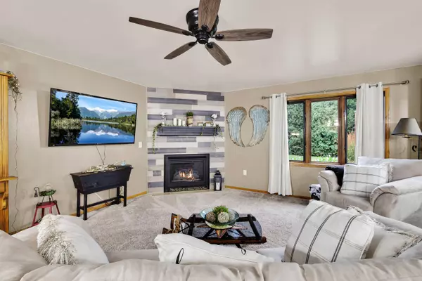 315 Hartford Sq Unit 2, Hartford, WI 53027