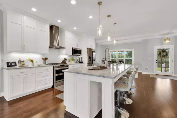 742 Charolais Dr, Slinger, WI 53086