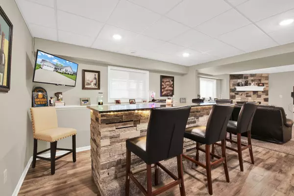 6905 Jamestown Ct, Trenton, WI 53090