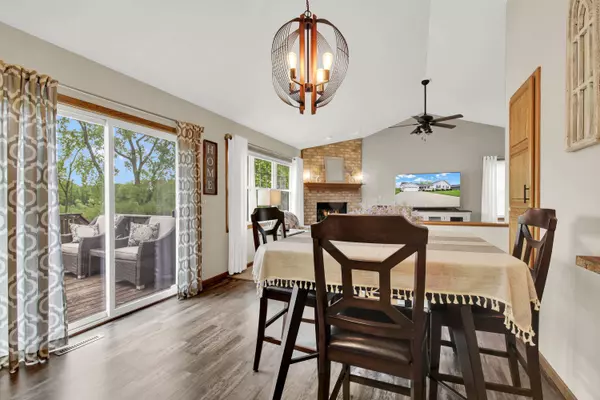 6905 Jamestown Ct, Trenton, WI 53090