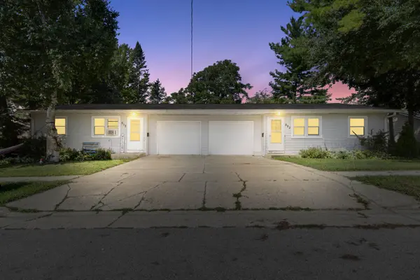 517-523 Fourth St, Hartford, WI 53027