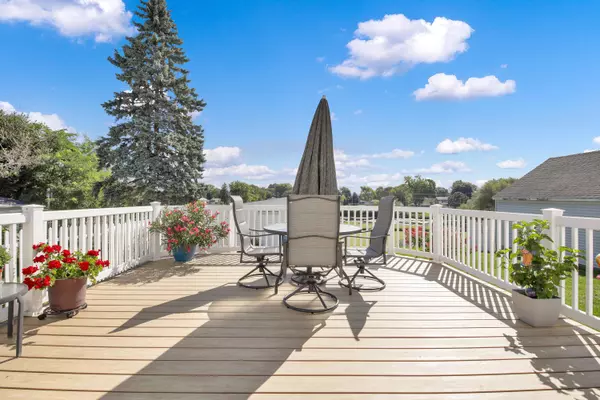 1438 Parkview Dr, Kewaskum, WI 53040