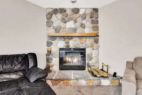 1620 S 171st St, New Berlin, WI 53151