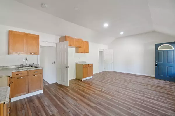 122 N STATE St, Neshkoro, WI 54960