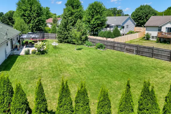 1301 Goldcrest Ct, West Bend, WI 53095