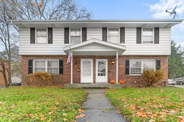 1542 Whiterock Ave Unit 1544, Waukesha, WI 53186