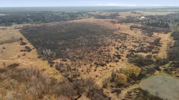 Lot 1 Alpine Dr, Addison, WI 53095