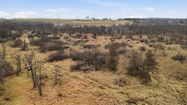 Lot 1 Alpine Dr, Addison, WI 53095