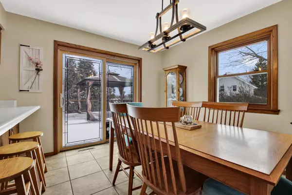 6288 County Rd S Rd, Addison, WI 53027