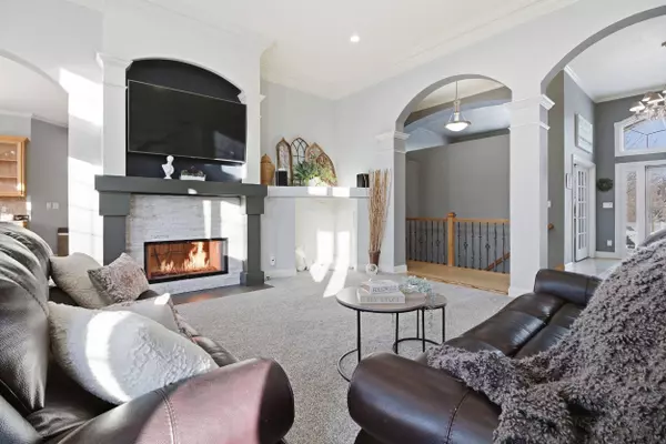 W132N6509 West View Ct, Menomonee Falls, WI 53051