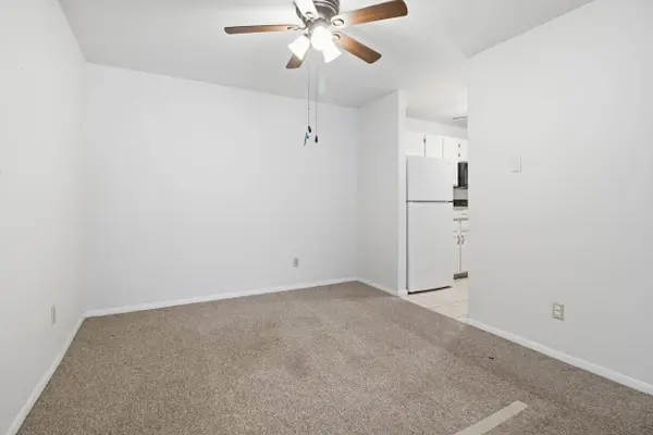 125 N University Dr Unit 108, West Bend, WI 53095