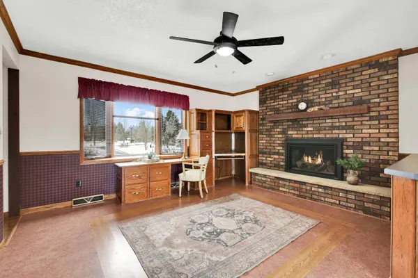 4292 Pleasant Hollow Rd, Jackson, WI 53037