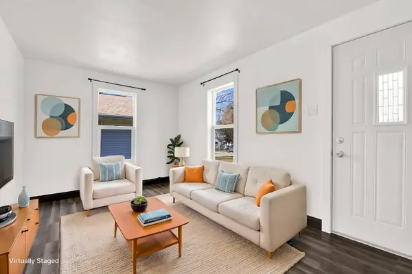 257 W Loos St, Hartford, WI 53027