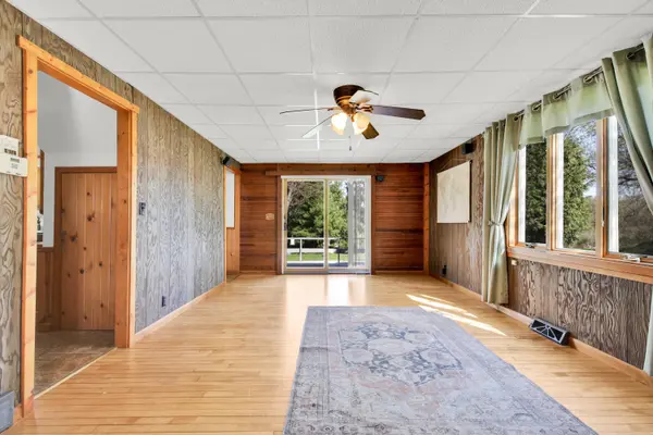 W1852 Washington Rd, Ashippun, WI 53066