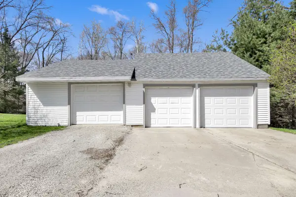 W1852 Washington Rd, Ashippun, WI 53066