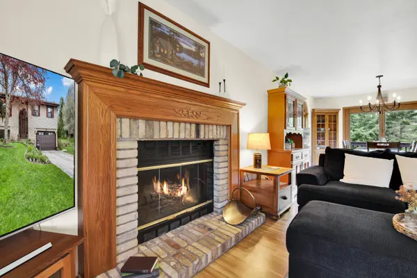 4953 Lake Dr, West Bend, WI 53095