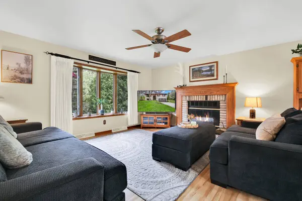 4953 Lake Dr, West Bend, WI 53095