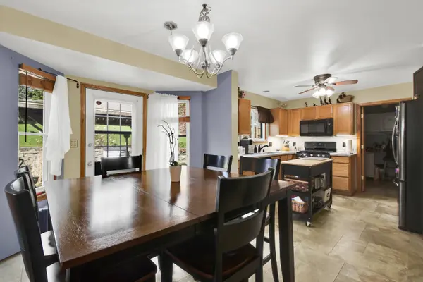 1260 Kennedy Dr, Hartford, WI 53027
