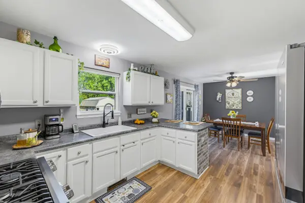 1709 Schmidt Rd, West Bend, WI 53090