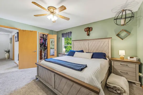 1709 Schmidt Rd, West Bend, WI 53090