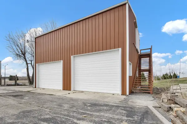 N128W20472 Holy Hill Rd, Germantown, WI 53076