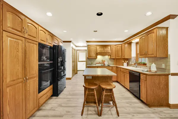 1415 Schloemer Dr, West Bend, WI 53095