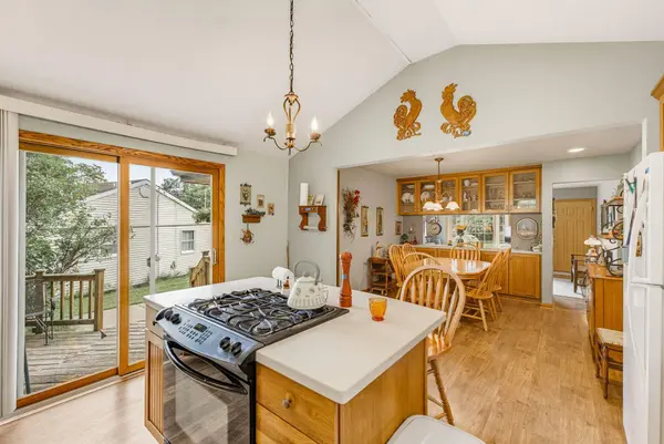 W169N8570 Sheridan Dr, Menomonee Falls, WI 53051