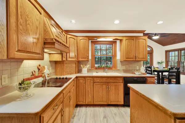 1415 Schloemer Dr, West Bend, WI 53095